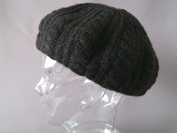 graceグレース★ケーブル編みニットベレー帽【黒】新品 定価￥3600 サイズ調節可能 男女兼用 センスオブグレース_画像2