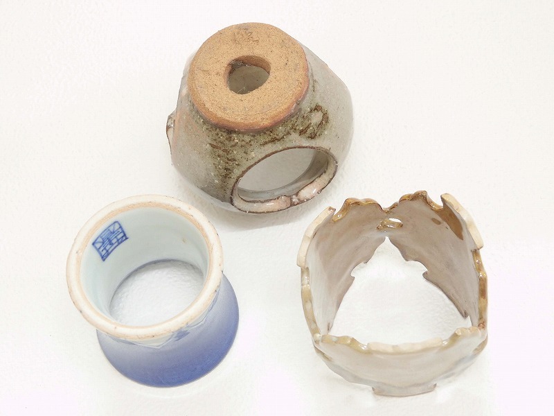 2510-0038●宝市/萩焼/古畑窯/椋原佳俊/高取焼/亀井味楽/古余呂技/竹春/蓋置/掛分釉蓋置/青華蓋置/3点組/共箱付/茶道具(梱包サイズ80)_画像4