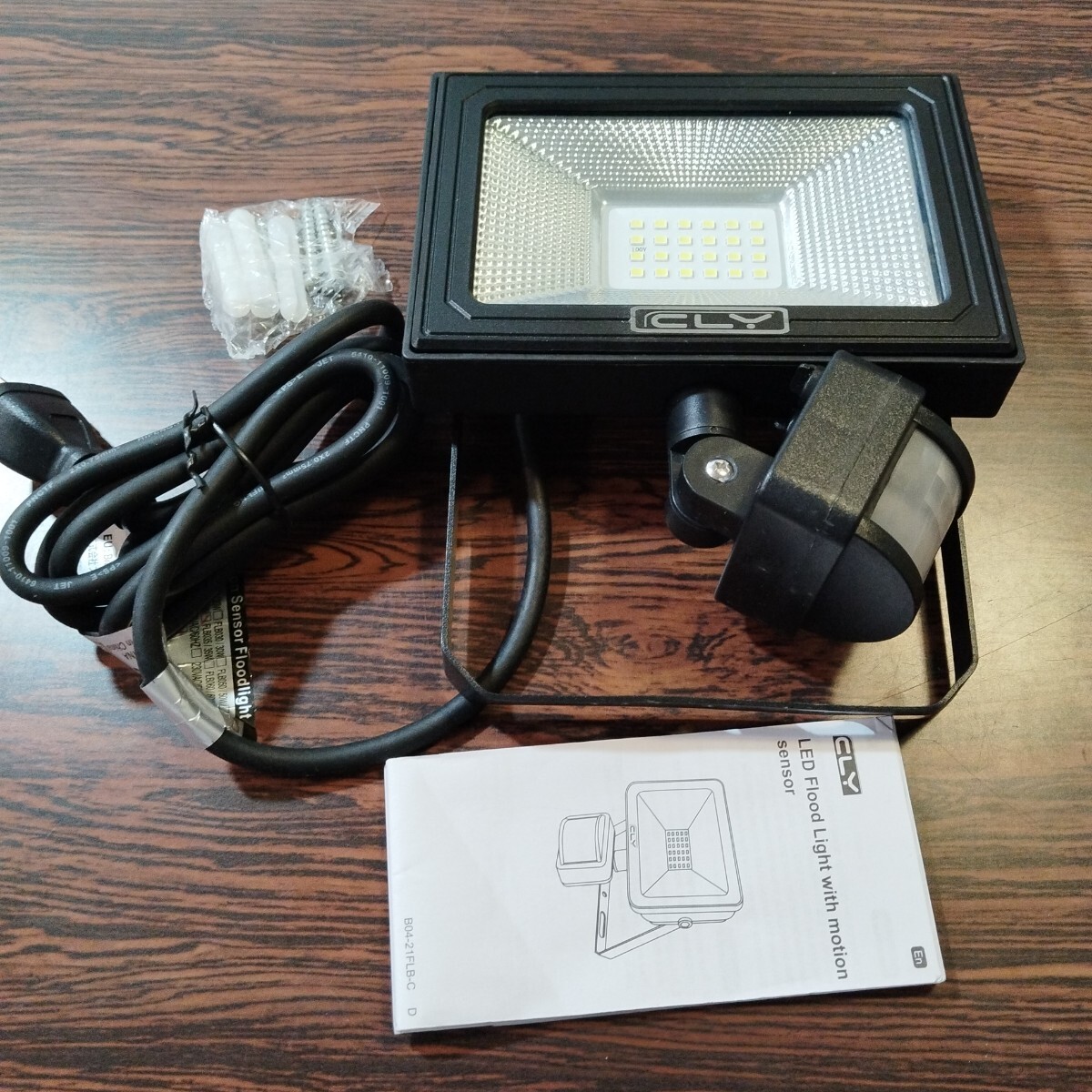 CLY сенсор свет наружный LED прожекторное освещение 20W днем белый цвет человек чувство сенсор рабочее освещение супер высокая яркость 2000LM 6500K садовый светильник код 1.5M No.3604