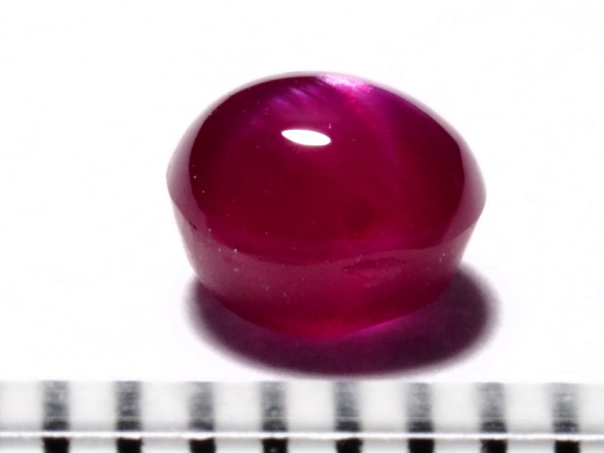 天然スタールビー ルース 0.620 ct、ソーティング付、ケース入りの画像5