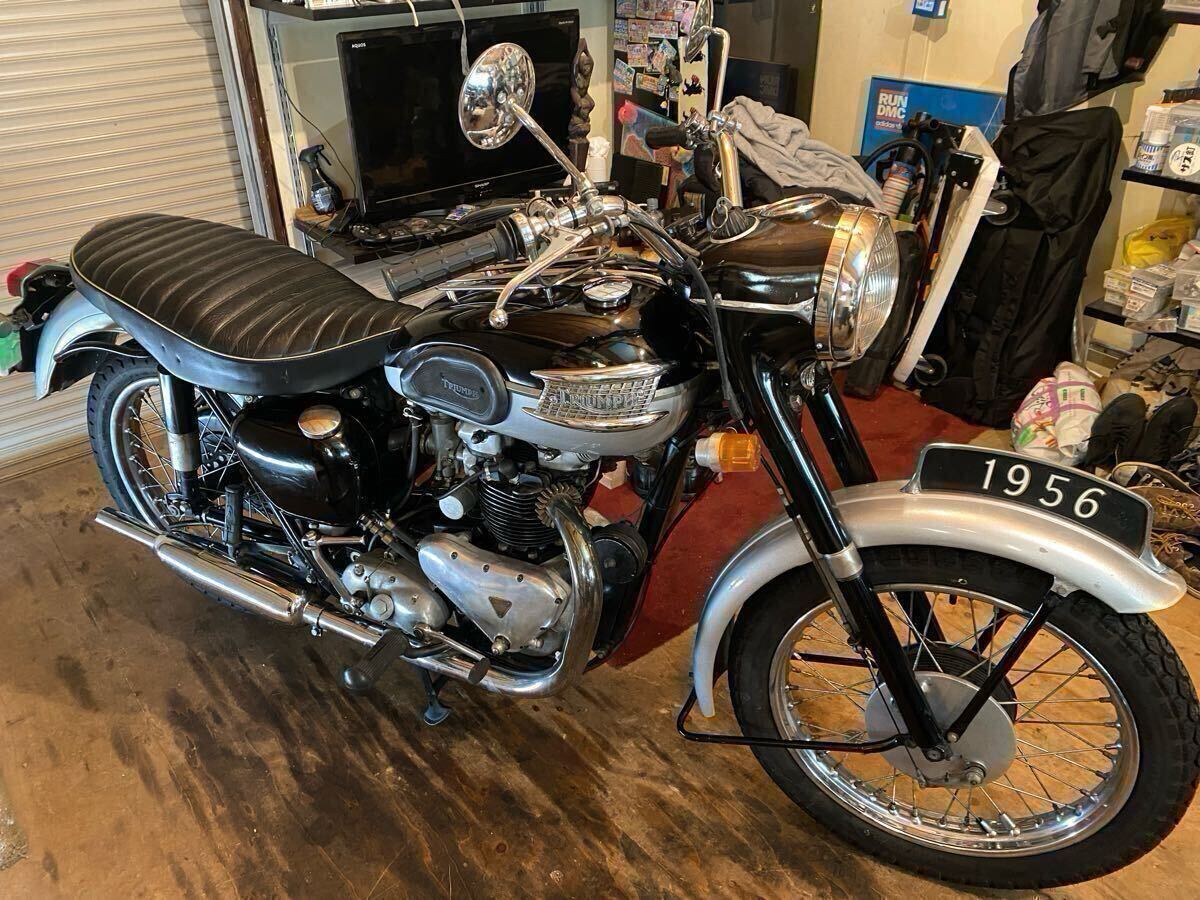 Triumph TRIUMPH 1956 6T Thunderbird Classic Британия машина