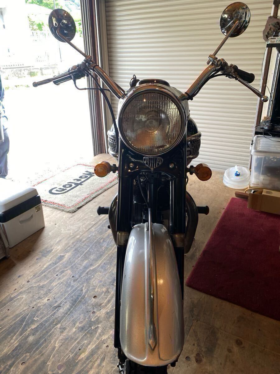 Triumph TRIUMPH 1956 6T Thunderbird Classic Британия машина