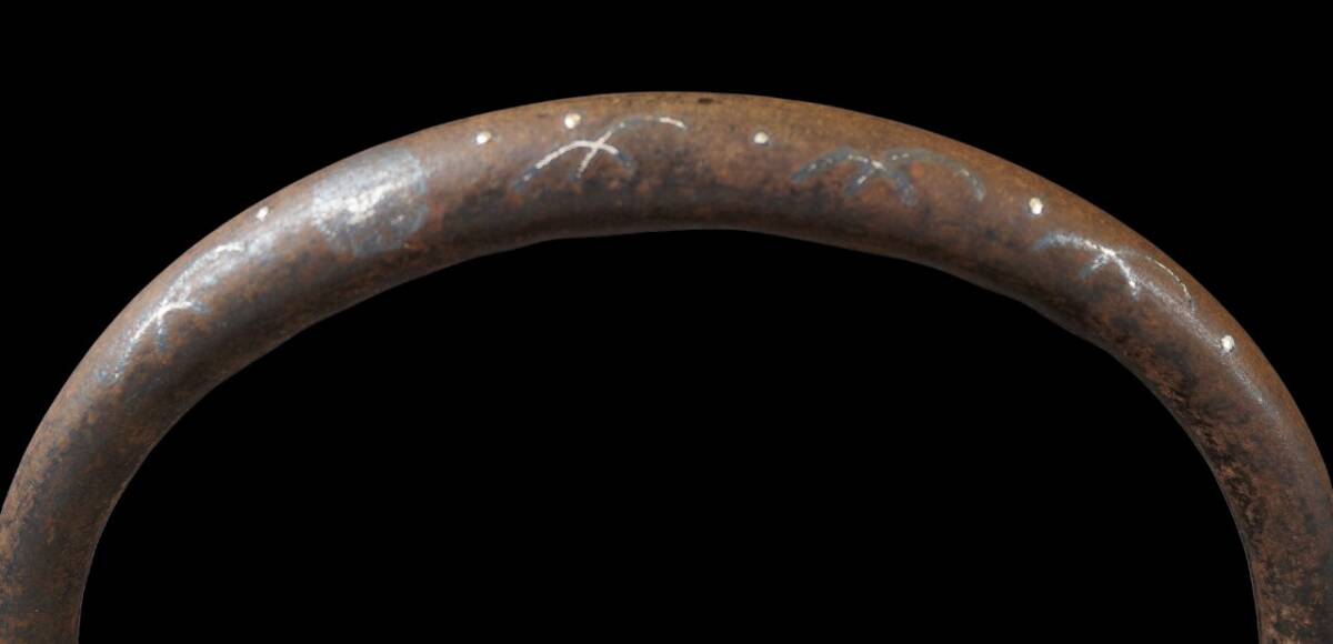 ■壱■釜師作 銀象嵌堤手 鬼霰鉄瓶 紫斑銅蓋 秋野/武蔵野銀象嵌 煎茶道具 茶道具 ■_画像4