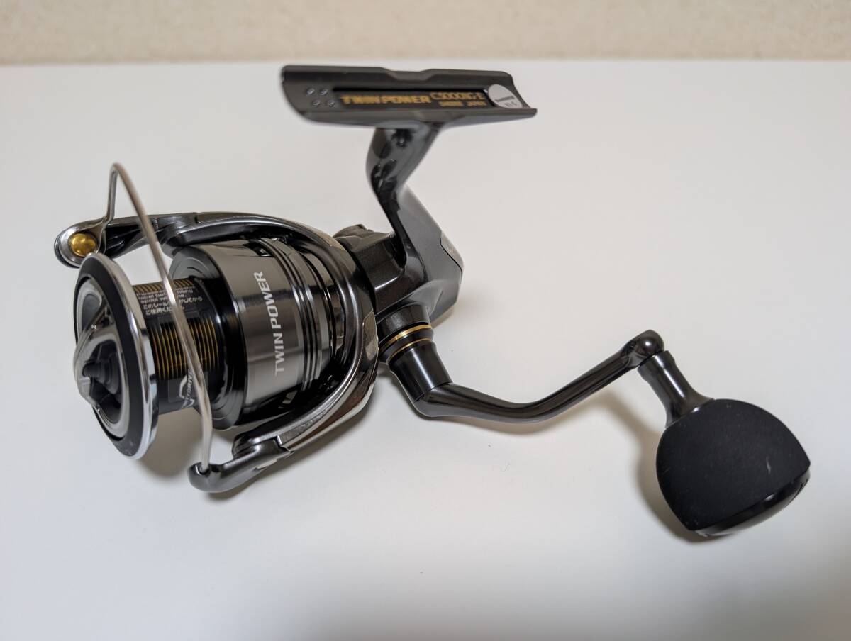 未使用品　シマノ　SHIMANO　24ツインパワー　C5000XG　TWIN POWER_画像2