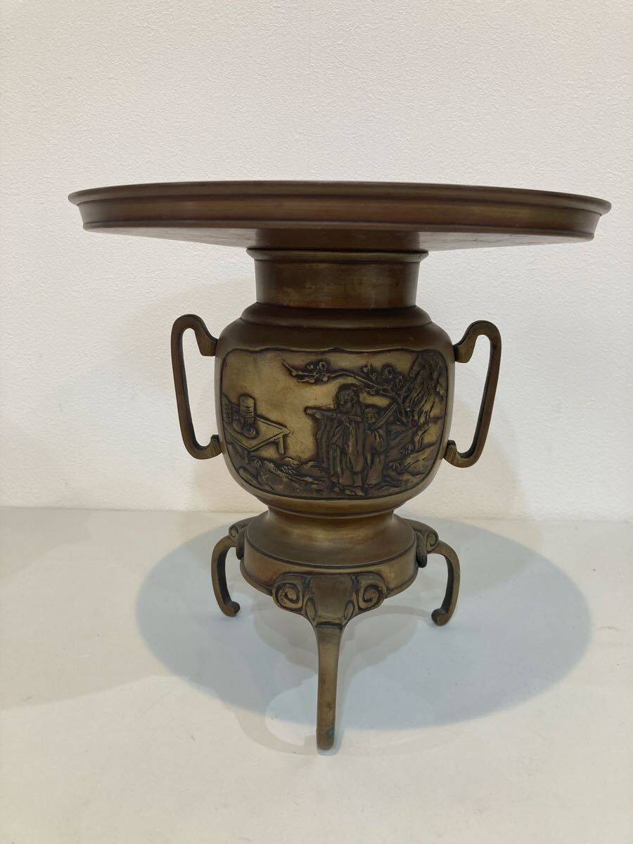 薄端 三足 華道具 花器 花入 うすばた 金属工芸 インテリア オブジェ【1123】_画像1