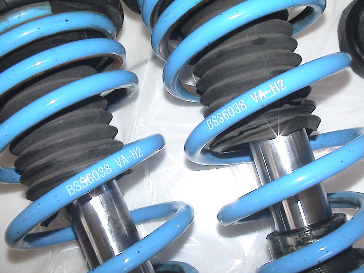 287[ Junk / задние амортизаторы отсутствует ] Bilstein амортизатор BSS комплект B14* Prius 30*USED