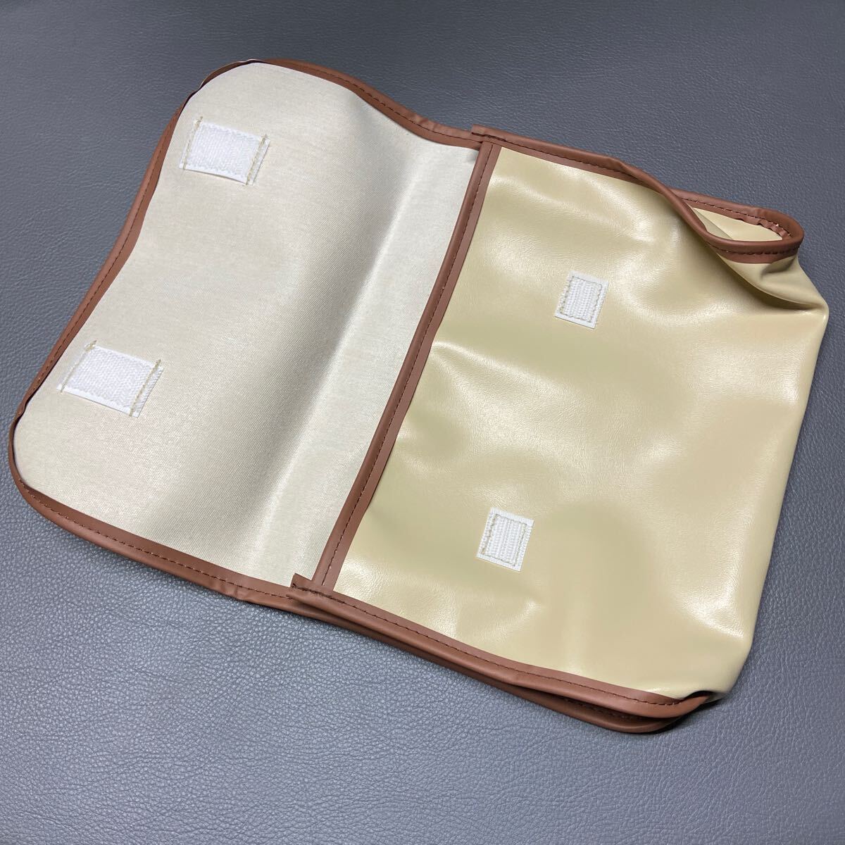 トヨタ 純正 ウインチ リモコン ポーチ ケース ランドクルーザー ランクル70 40 60 80 100 プラド 78 90 120 150 ARB WARN ライゼイ カバー_画像3