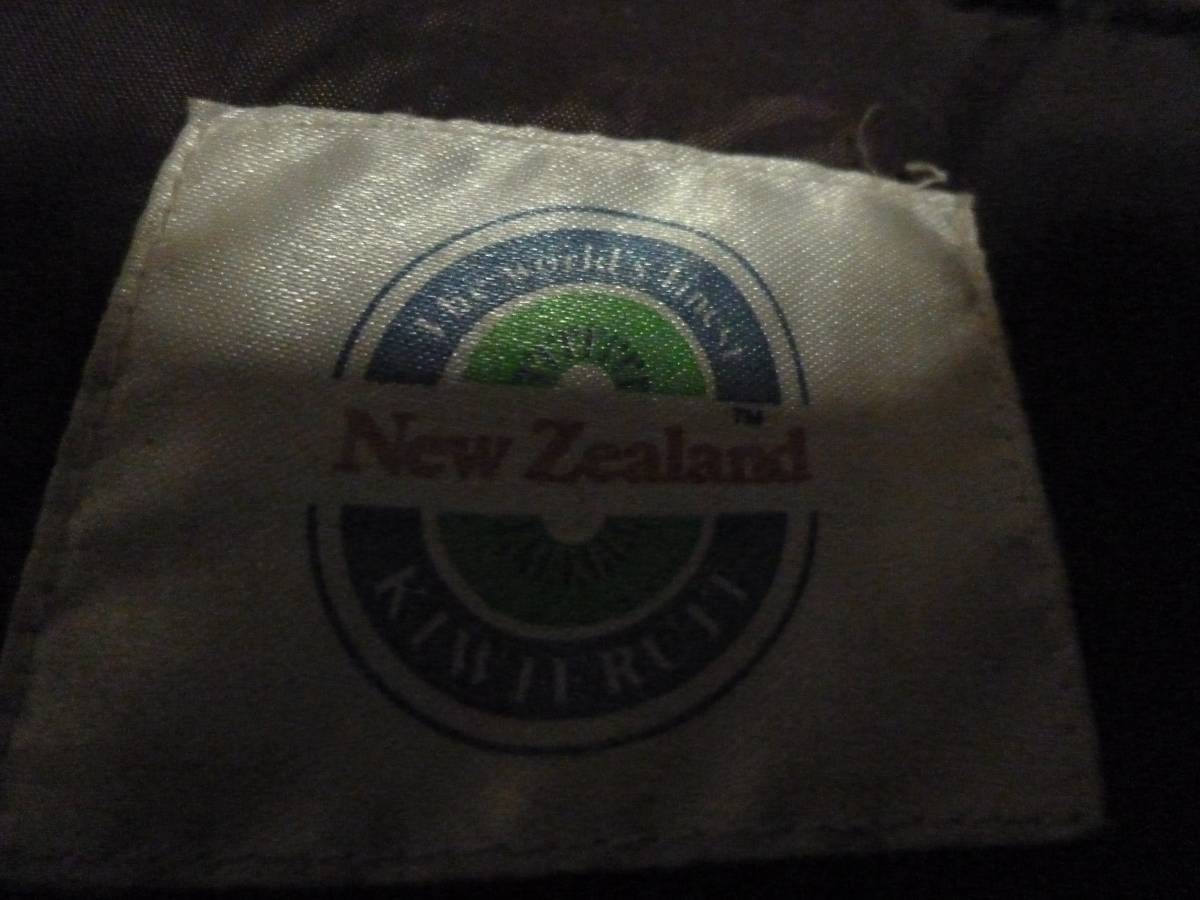 new zealand？フードのついたダウンジャケット 茶色_画像5