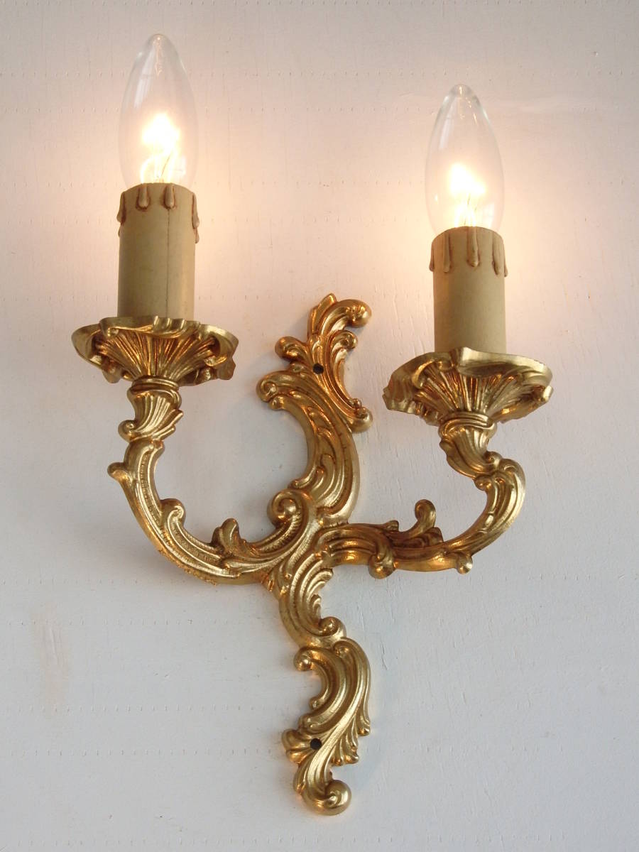 フランスアンティーク ブラケット 電球付き 2灯 ブロンズ 青銅 ランプ ライト 壁付け ウォール 蚤の市 キャンドル ゴールド レリーフ