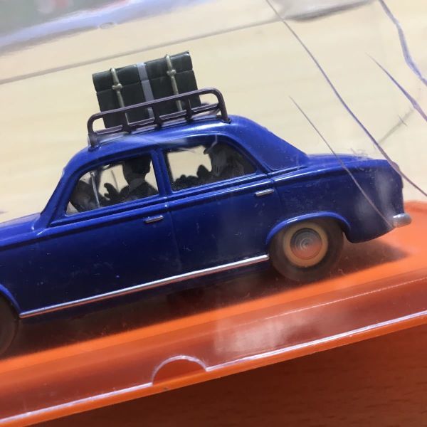 ヤフオク 送料無料 タンタンの冒険 劇中車 フィギュア 海 ヤフオク 送料無料 タンタンの冒険 劇中車 フィギュア 海