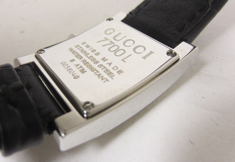 送料無料 GUCCI グッチ レディース ウォッチ 腕時計 シェリーライン クロコダイルレザー クォーツ 7700L 超美品_画像7