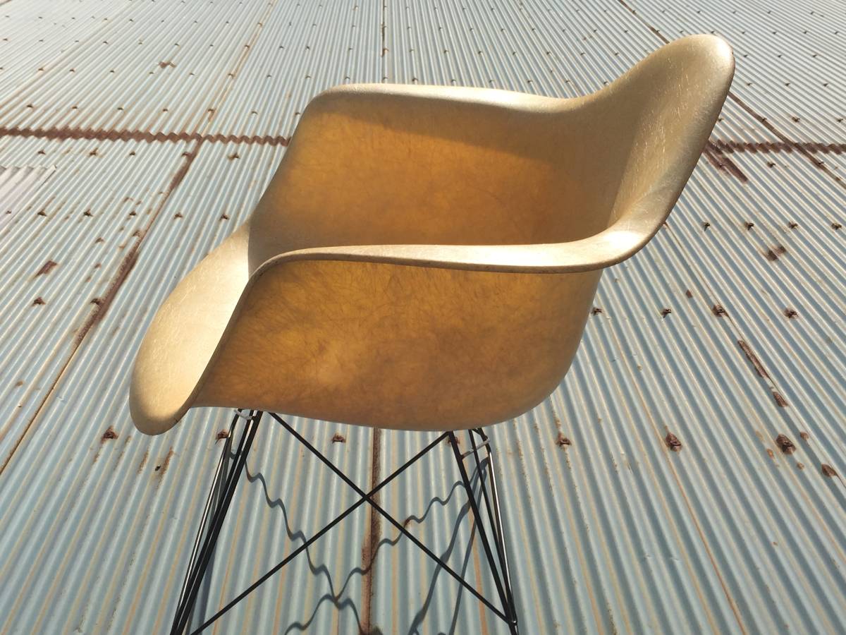 希少！初期型！HERMAN MILLER ハーマンミラー　ゼニス社製　HERMAN MILLER 50's アームシェルチェア キャッツクレイドルベース_※ご郵送時には大事に梱包を致します。