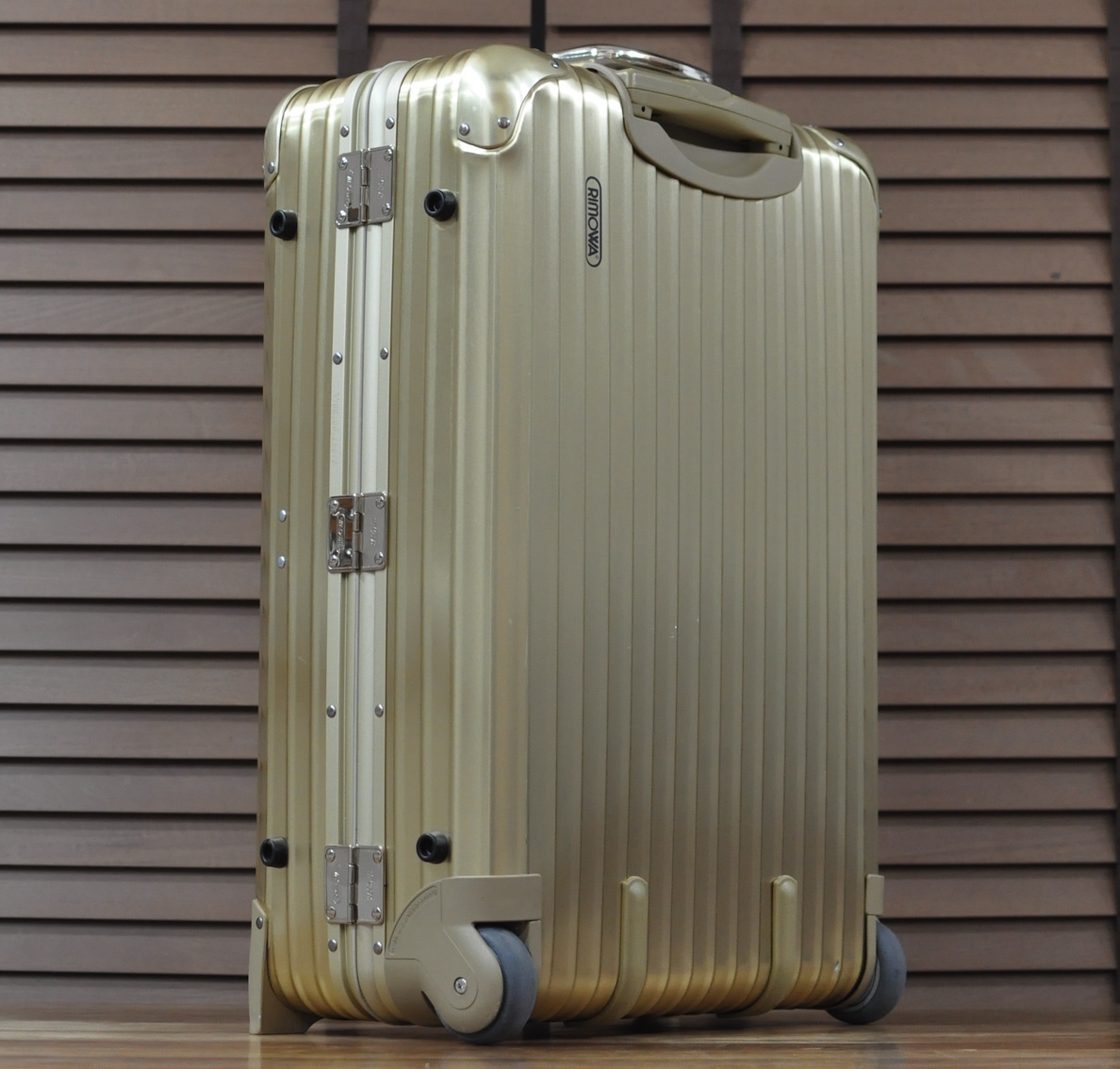 RIMOWA Topas Gold Trolley リモワ トパーズゴールド 【絶版！】_画像3