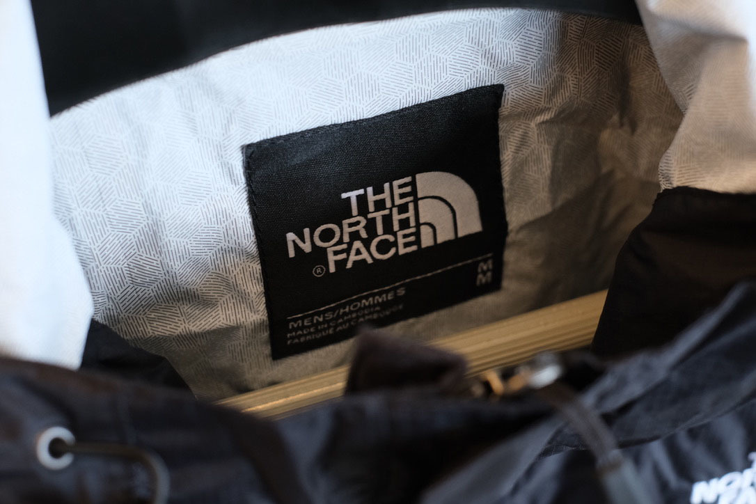 アメリカ正規店買付 新品即決 The North Face ザ ノース フェイス サイズM VENTURE ジャケット BLACK ブラック_画像5