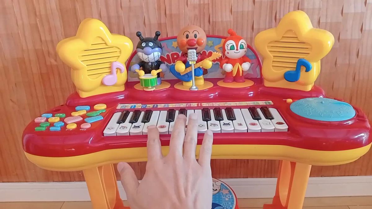  廃盤品　アンパンマン たのしくレッスン　いっしょにステージ ミュージックショー