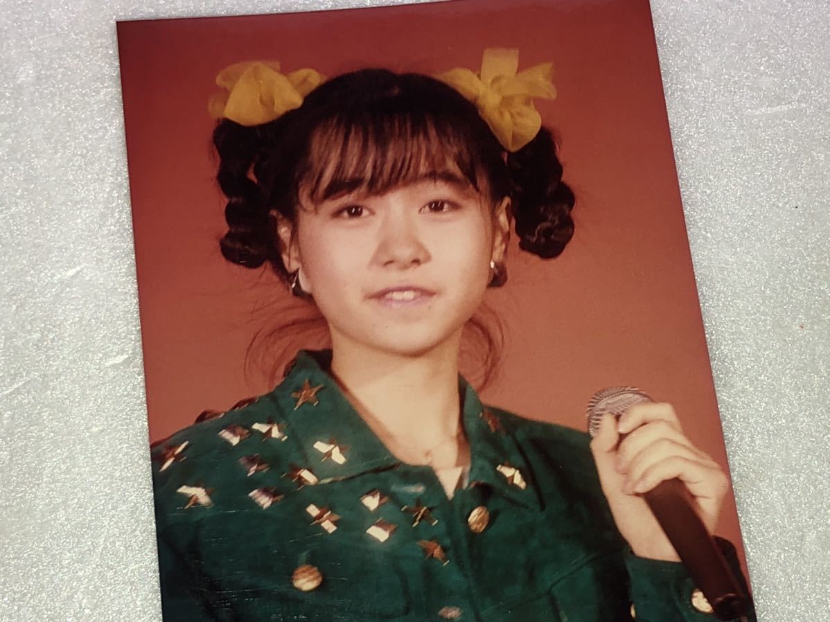 新品　未使用 1980 1990年代 当時物　生写真　アイドル idol 写真　女性　歌手　萌え　古い　昔の　レトロ vintage retoro駄玩具　③_画像1