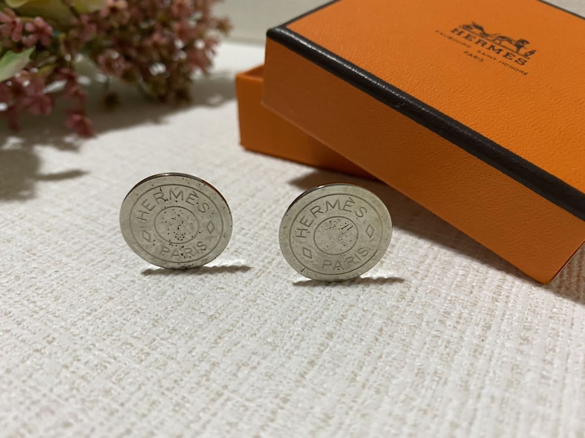 HERMES エルメス セリエ イヤリング ピカピカ煌く素敵なシルバーカラー