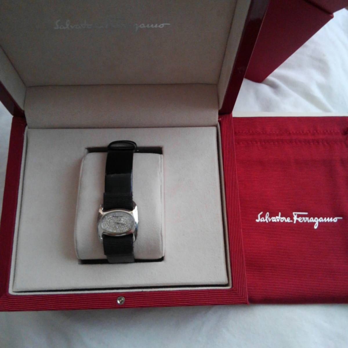  Ferragamo valina full dia ribbon wristwatch 