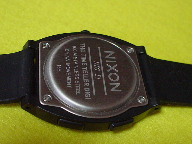 珍品 ＮＩＸＯＮ ＤＩＧＩＴ ＴＨＥ ＴＩＭＥ ＴＥＬＬＥＲ ＤＩＧＩ １００ｍ 腕時計 ブラック ジャンク品