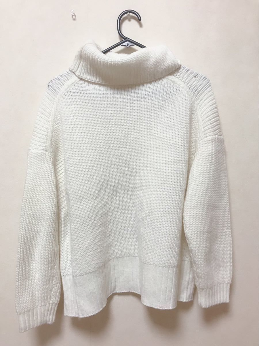 白　ホワイト　ハイネック　タートルネック編み上げ　ニット　セーター