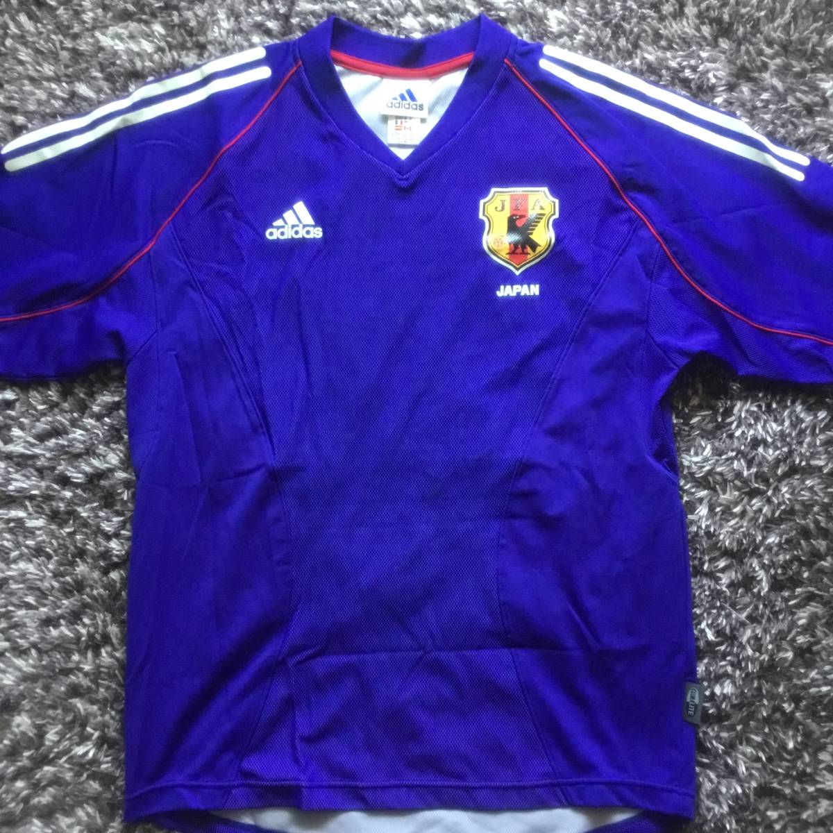 ◆2002年 FIFA日韓ワールドカップ 日本代表ユニフォーム L タグ付新品　3本ラインダメージ有_画像1