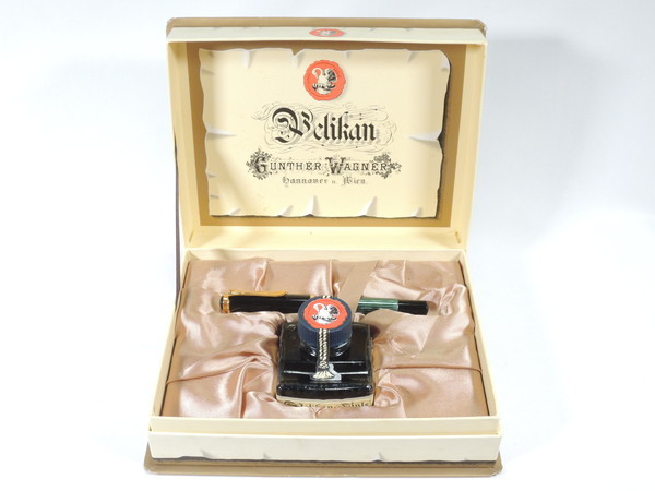 ペリカン/PELIKAN/スーベレーン/万年筆/ペン先 14C-585 F/緑縦縞