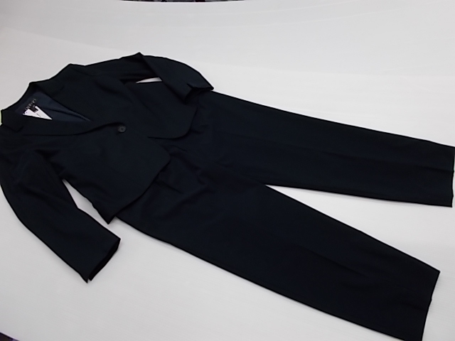 INDIVI インディヴィ 大きいサイズ 新品タグ付き 濃紺パンツスーツ 