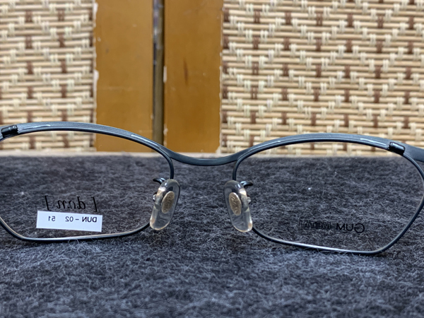 未使用品 DUN/ドゥアン メガネフレーム dun-02 ゴムメタル チタン 日本製 グリーン系 眼鏡 メガネ アイウェア 札幌市