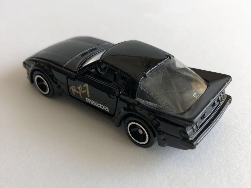 トミカ トミカくじ マツダ サバンナ RX-7 レーシング 黒 トミカ トミカくじ マツダ サバンナ RX-7 レーシング 黒