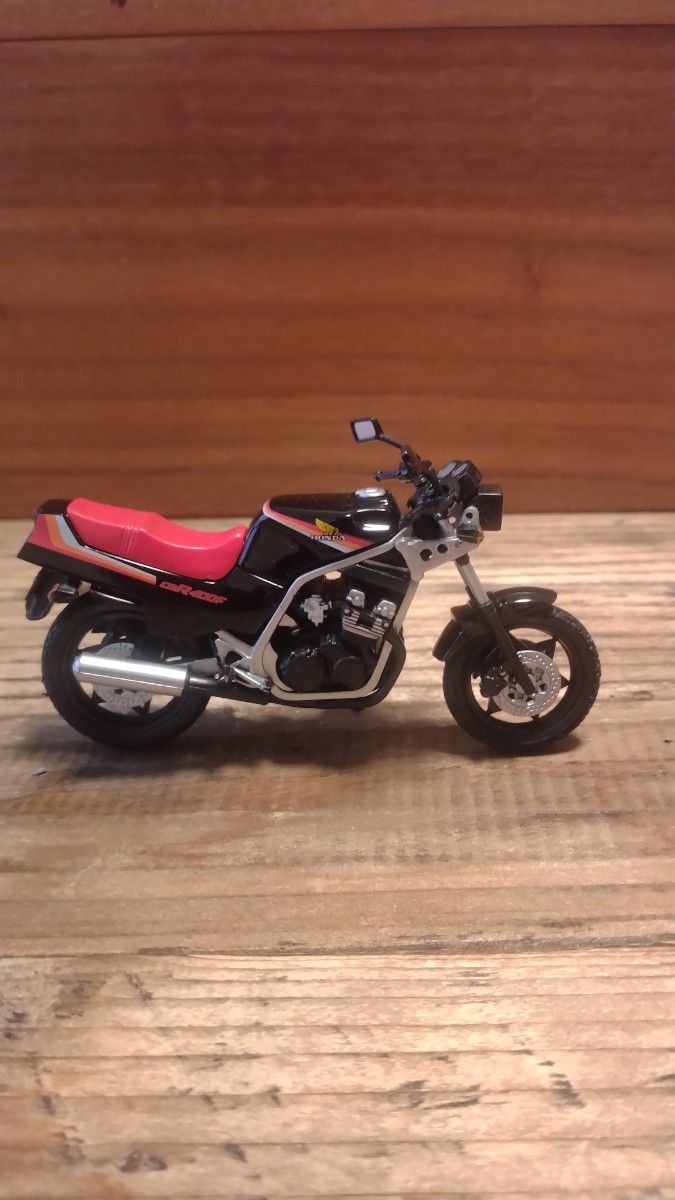 フルタ 中型バイクメモリアル2 ホンダHONDA CBR400F 1/24スケール