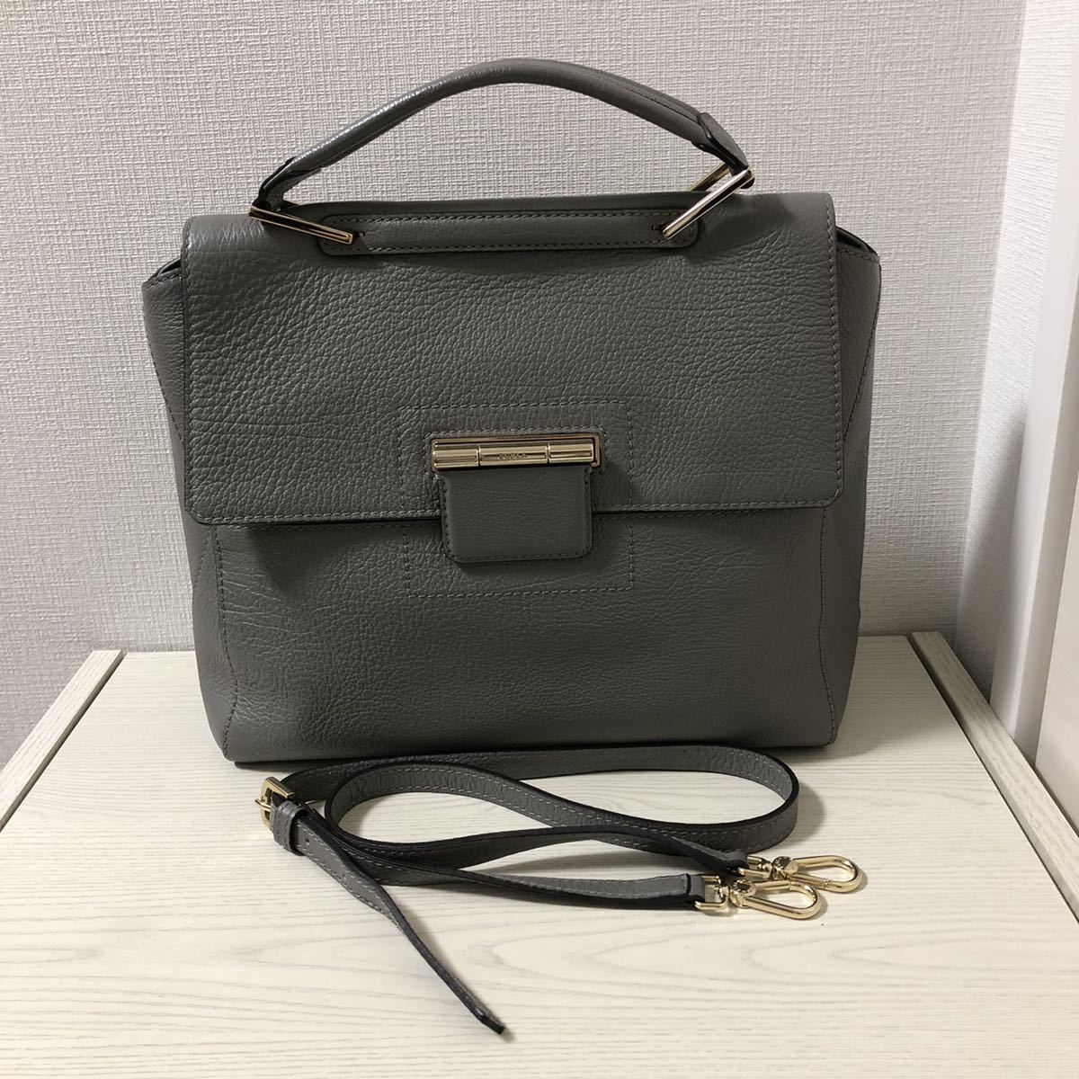 大幅値下げ】【新品同様】定価85,800 フルラ FURLA アルテーシア (M