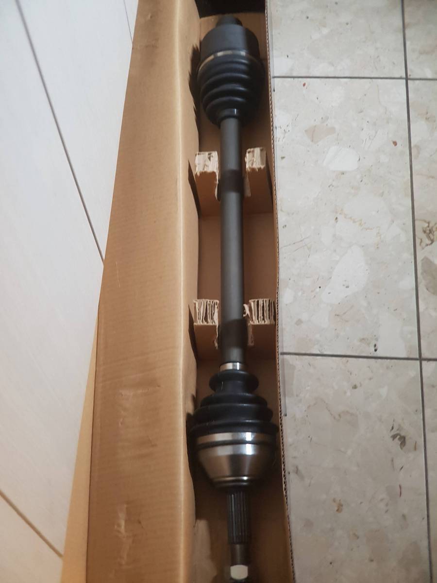  Renault *S thank drive shaft right 