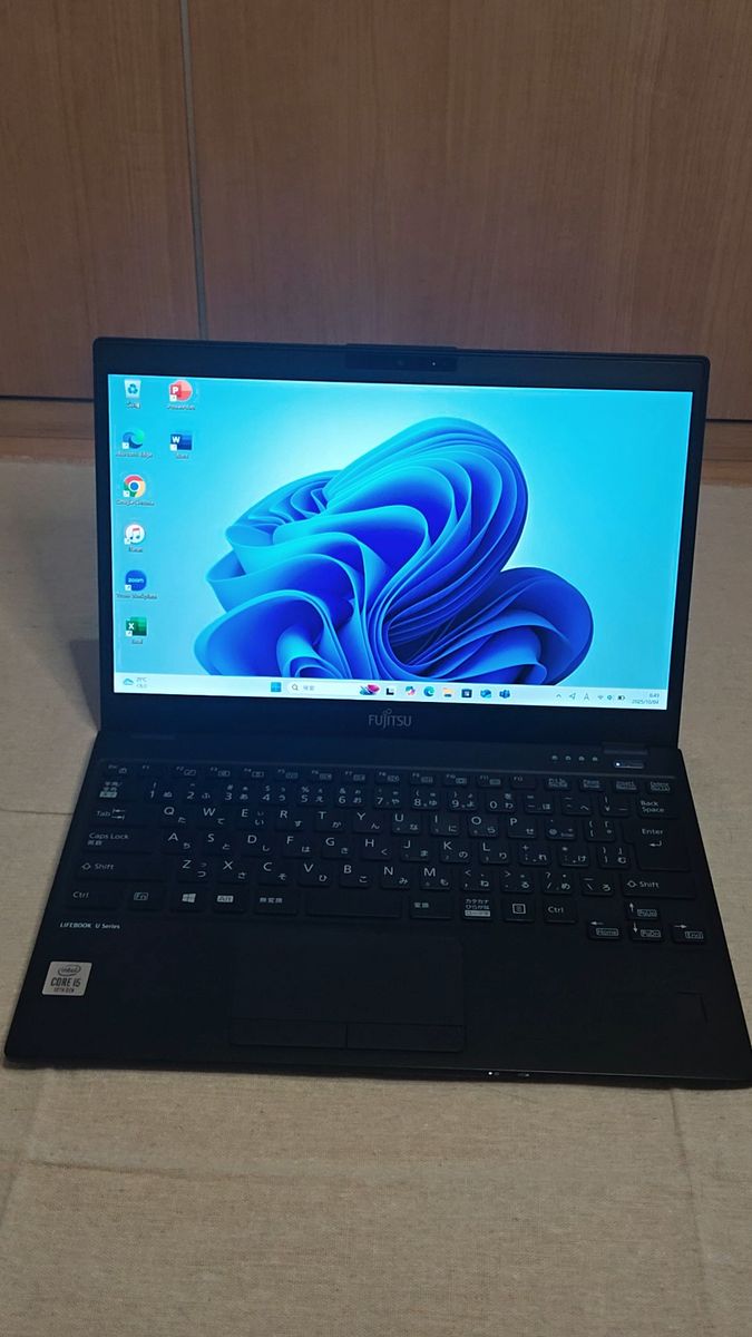 LIFEBOOK U9310/E 10世代i5搭載 8GB 256GB オフィス2024｜Yahoo