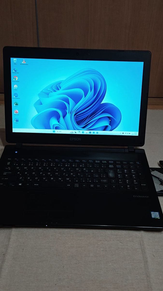 美品】VAIO LTE対応 FHD液晶 Core i5-8265U 8GB m 2 SSD128GB