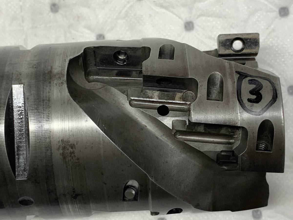 サンドビック エンドミルカッター BT50 C6-390.58-50 / R390 サンドビック エンドミルカッター BT50 C6-390.58-50 / R390