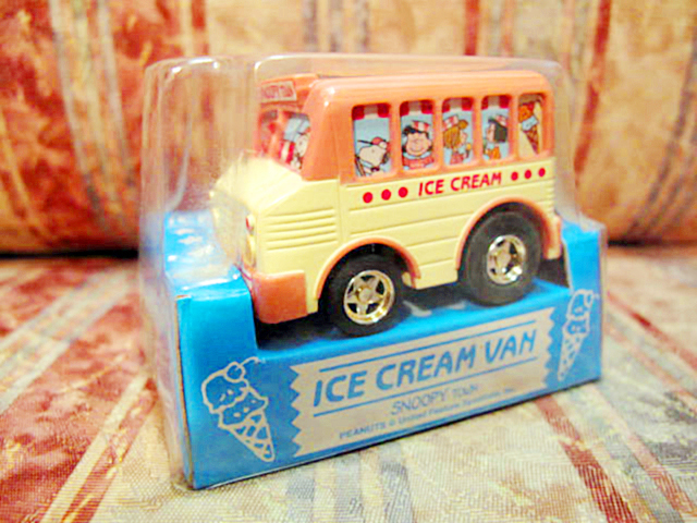 ☆チョロＱ　スヌーピータウン　アイスクリーム　バン　ICE CREAM VAN_画像1