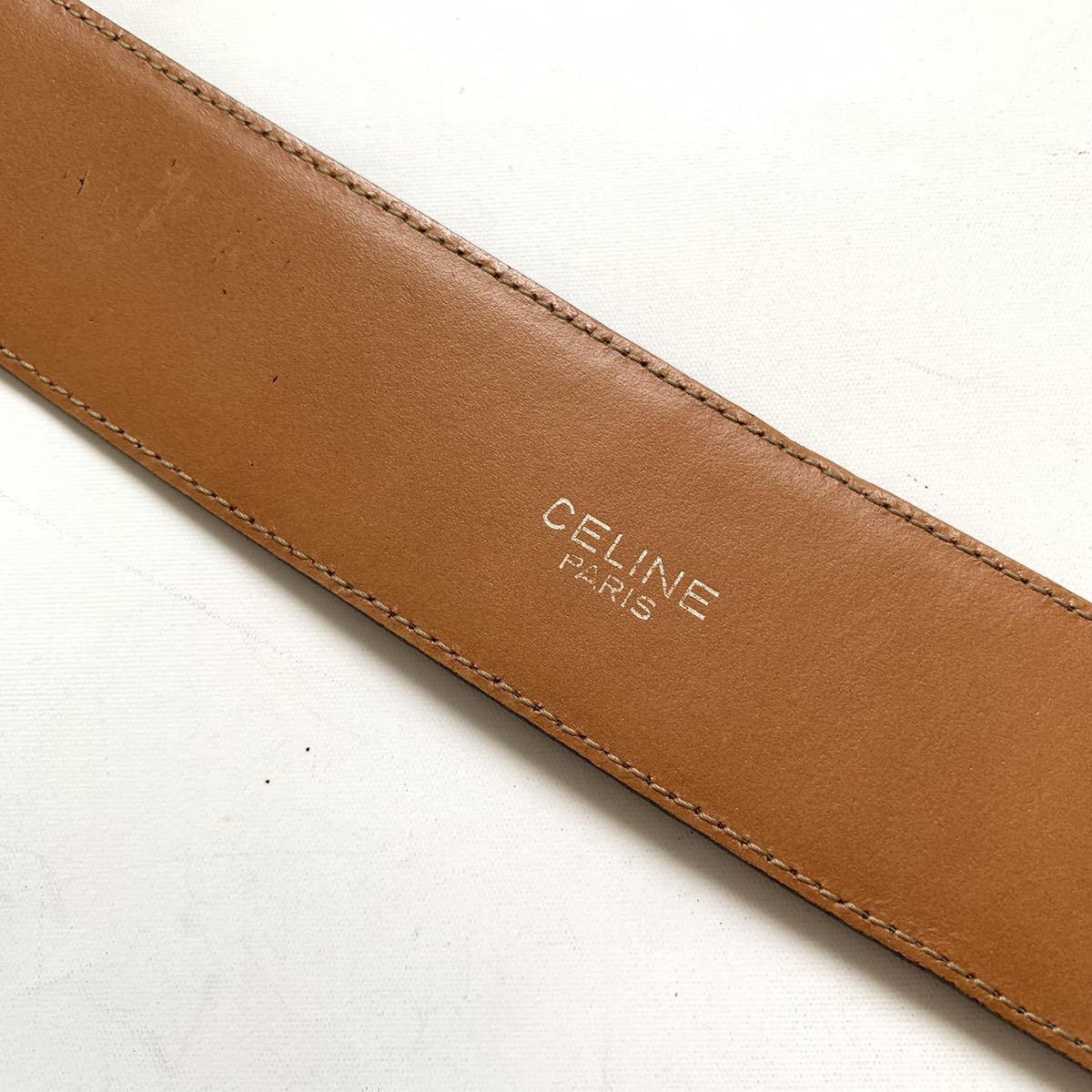 【送料込み】celine セリーヌ クロコ型押し　ベルト　レディース　光沢感　美品　グリーン