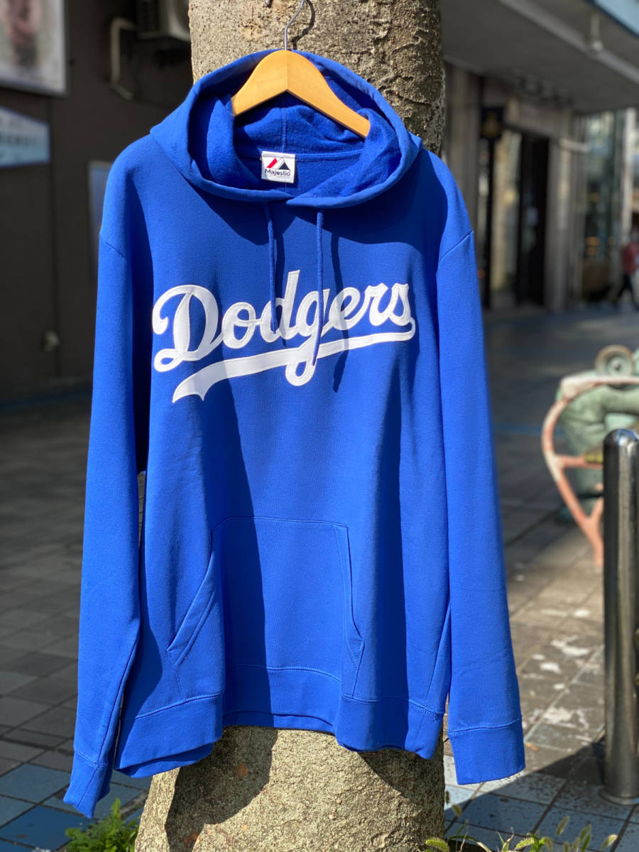 一番の贈り物 青 パーカー プルオーバー Dodgers ドジャース LA ロサンゼルス Majestic マジェスティック USA正規品【2XL】 MLB 裏起毛 メジャーリーグ XLサイズ以上