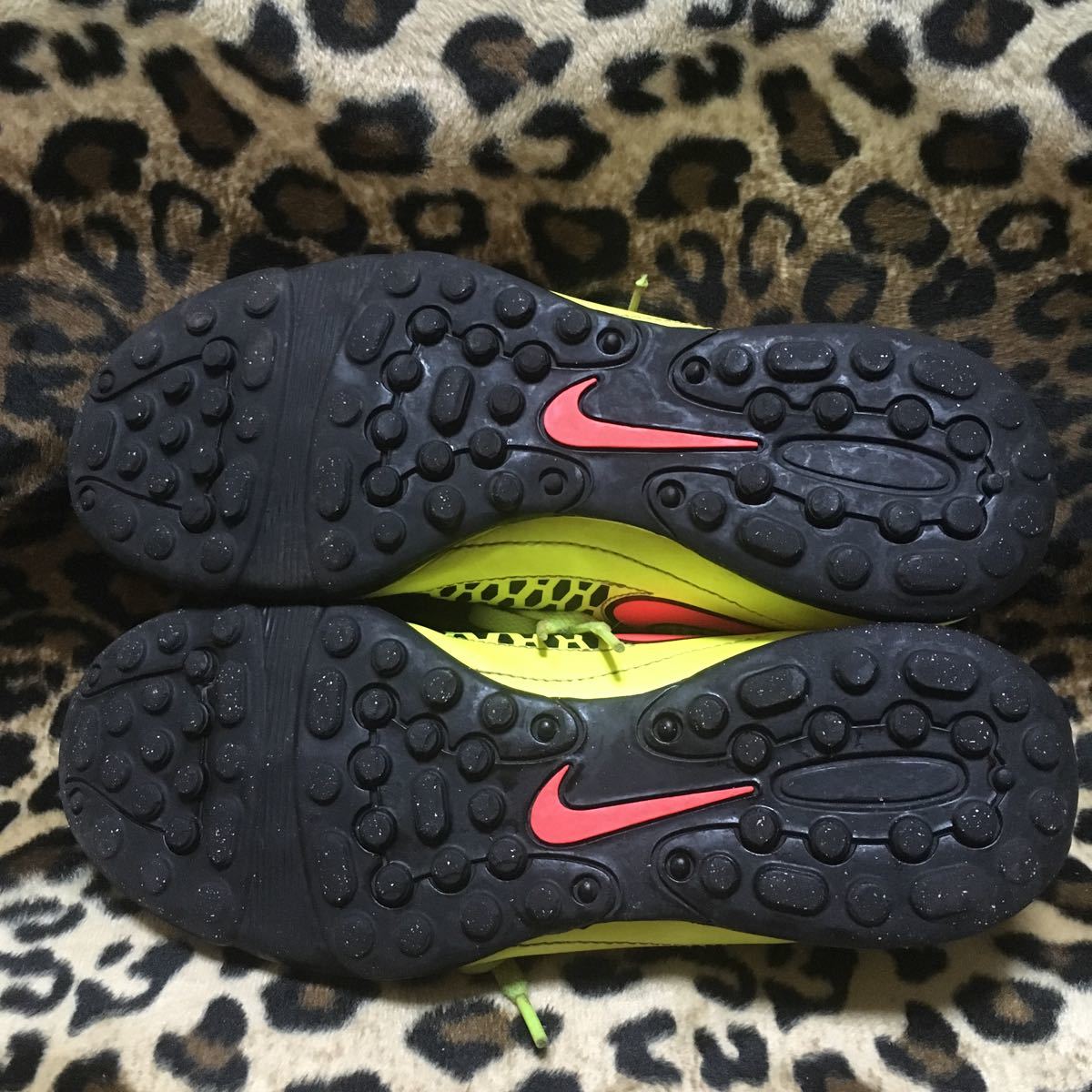 ヤフオク ナイキ マジスタ 25 5センチ フットサル サッカ ヤフオク ナイキ マジスタ 25 5センチ フットサル サッカ