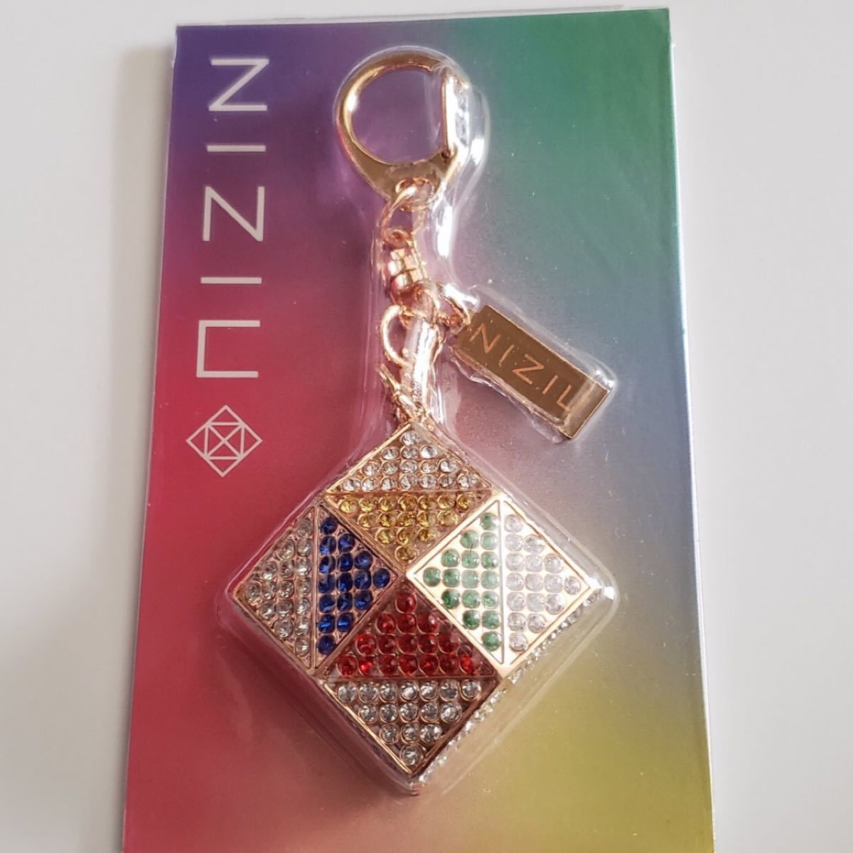 NiziU キューブ型キーホルダー