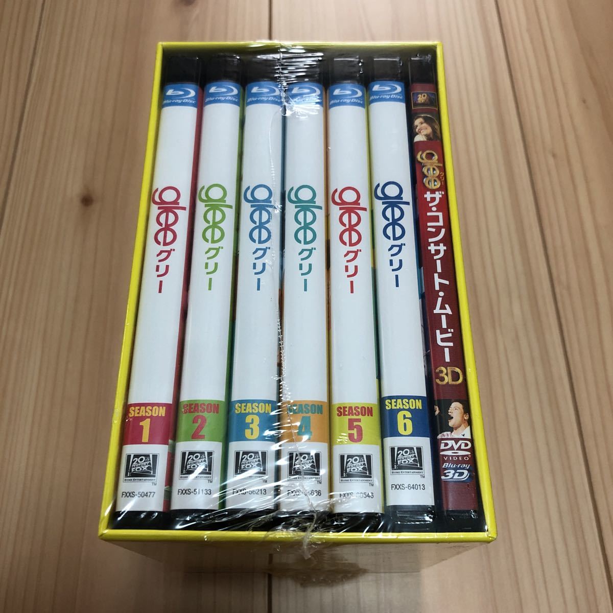 新品未開封　glee グリー コンプリートブルーレイBOX〈25枚組〉　Blu-ray_画像1