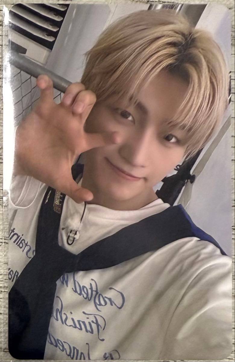 TWS play hard シニュ comeback dingo トレカ TWS トレカ 絵柄 一覧 ①