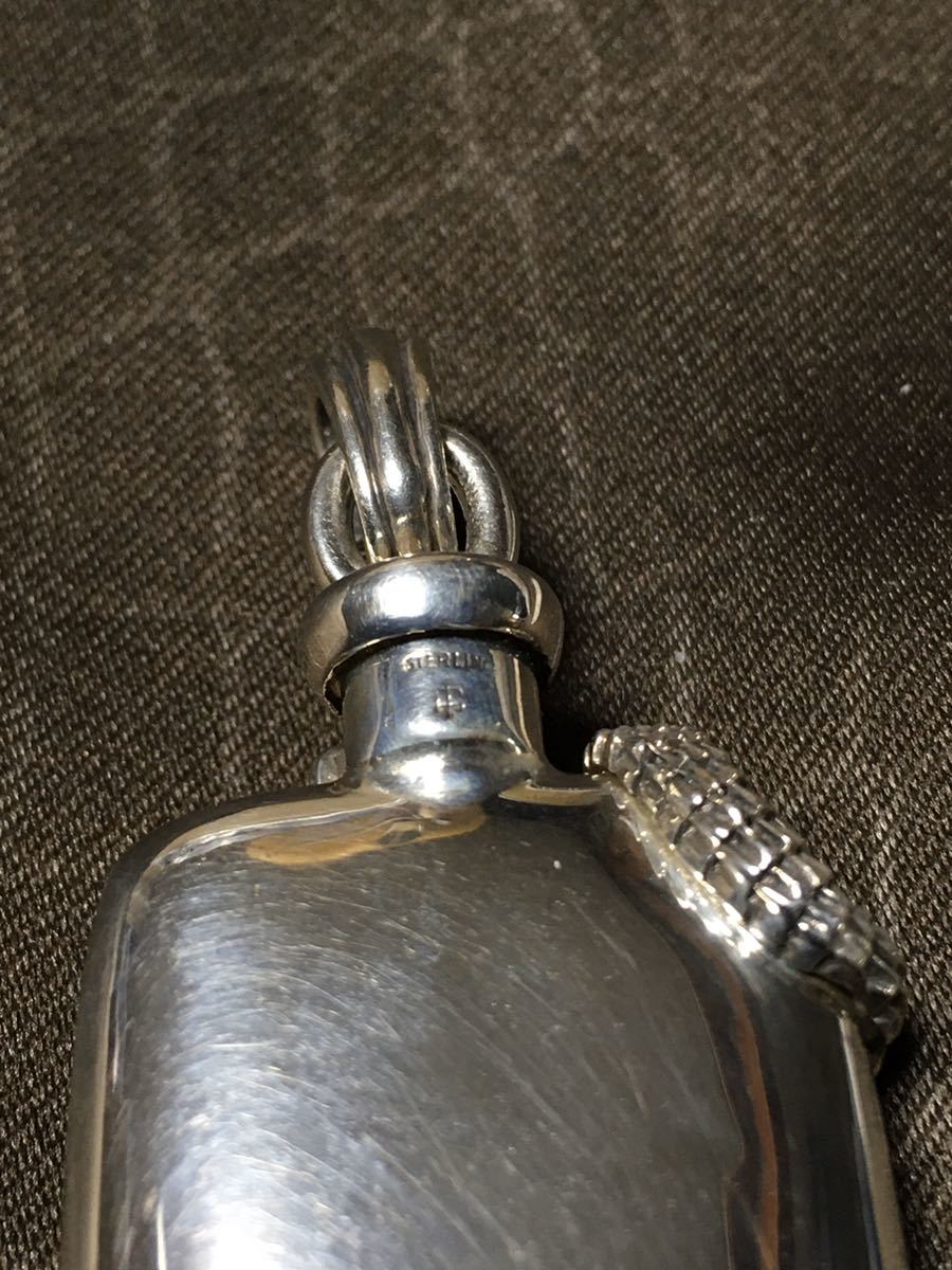 キーゼルシュタインコード シルバー製ワニ香水ペンダント銀