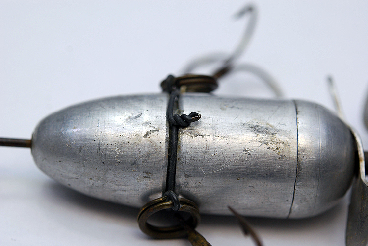 Shakespeare Jr REVOLUTION BAIT ,KARAMAZOO MICH.aluminum body Shakespeare Jr REVOLUTION BAIT ,KARAMAZOO MICH.aluminum body