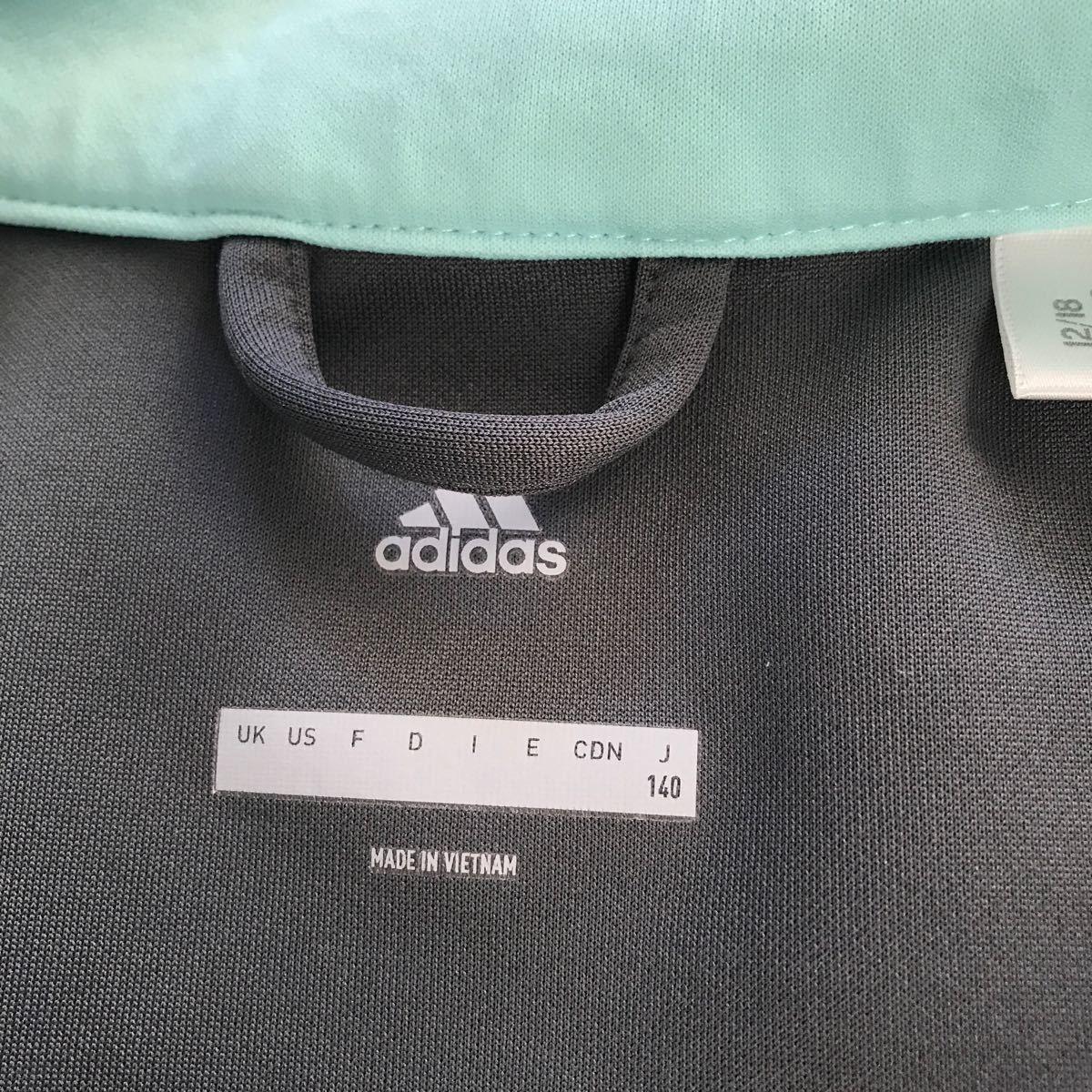 adidas ジャージ上下セット　140