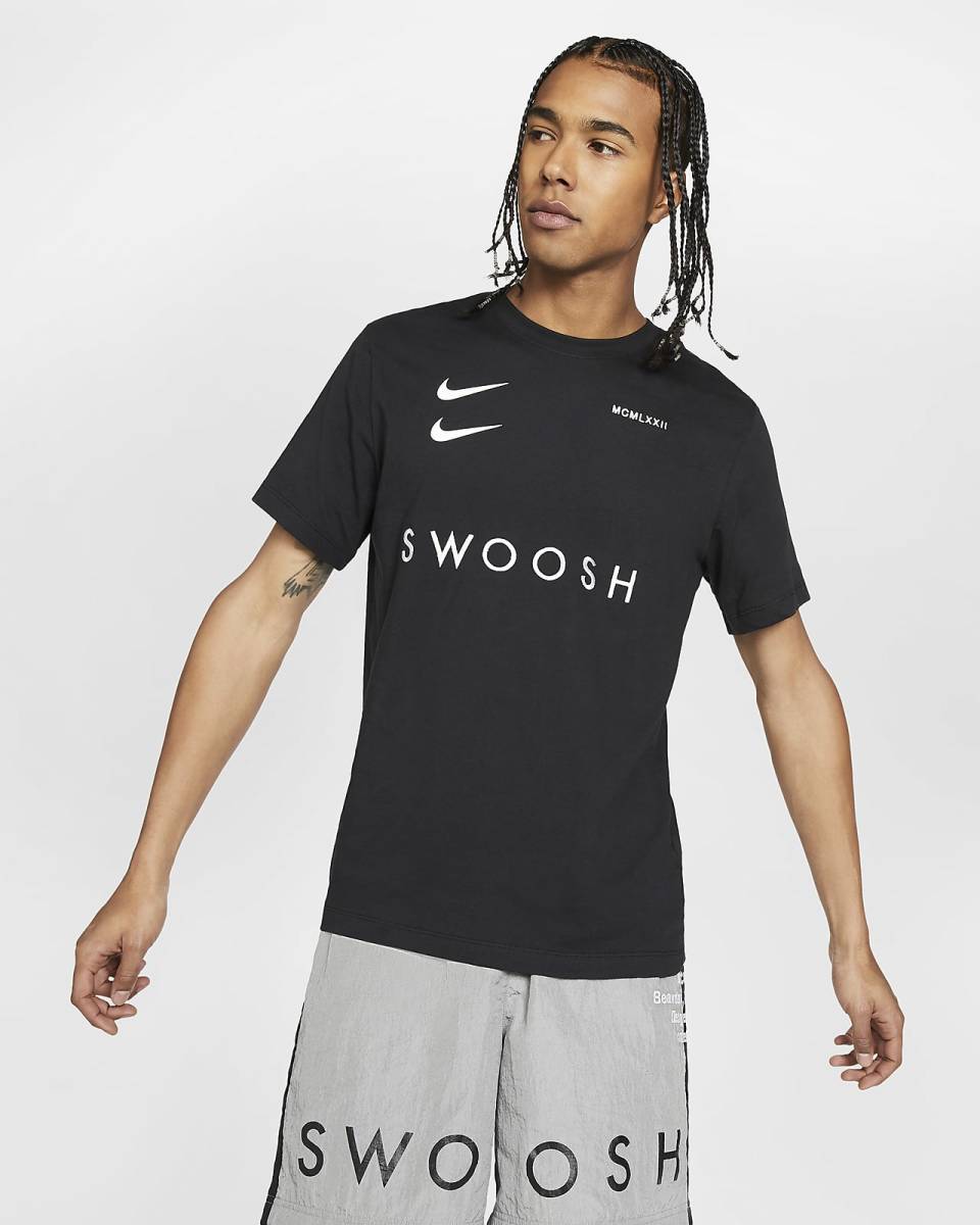 新品タグ付き 海外限定 黒 XLサイズ ナイキ NSW ビッグスウッシュ 文字刺繍 ロゴプリント Tシャツ Nike NSW Sportswear Swoosh T-Shirt