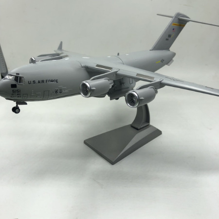 1：200 スケール軍事モデルボーイングC-17グローブマスターIII航空機モデル飛行機おもちゃコレクションお土産ギフトホームオフィス装飾_画像4