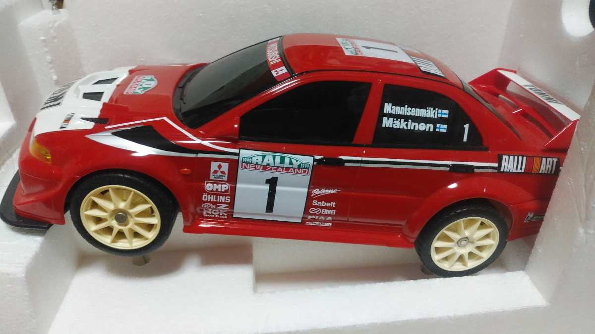 三菱　ランサー　エボリューション　6　ラジコン カー　トミ マキネン　WRC　ラリー　ランエボ　Mitsubishi　LANCER evo rally model car_画像2