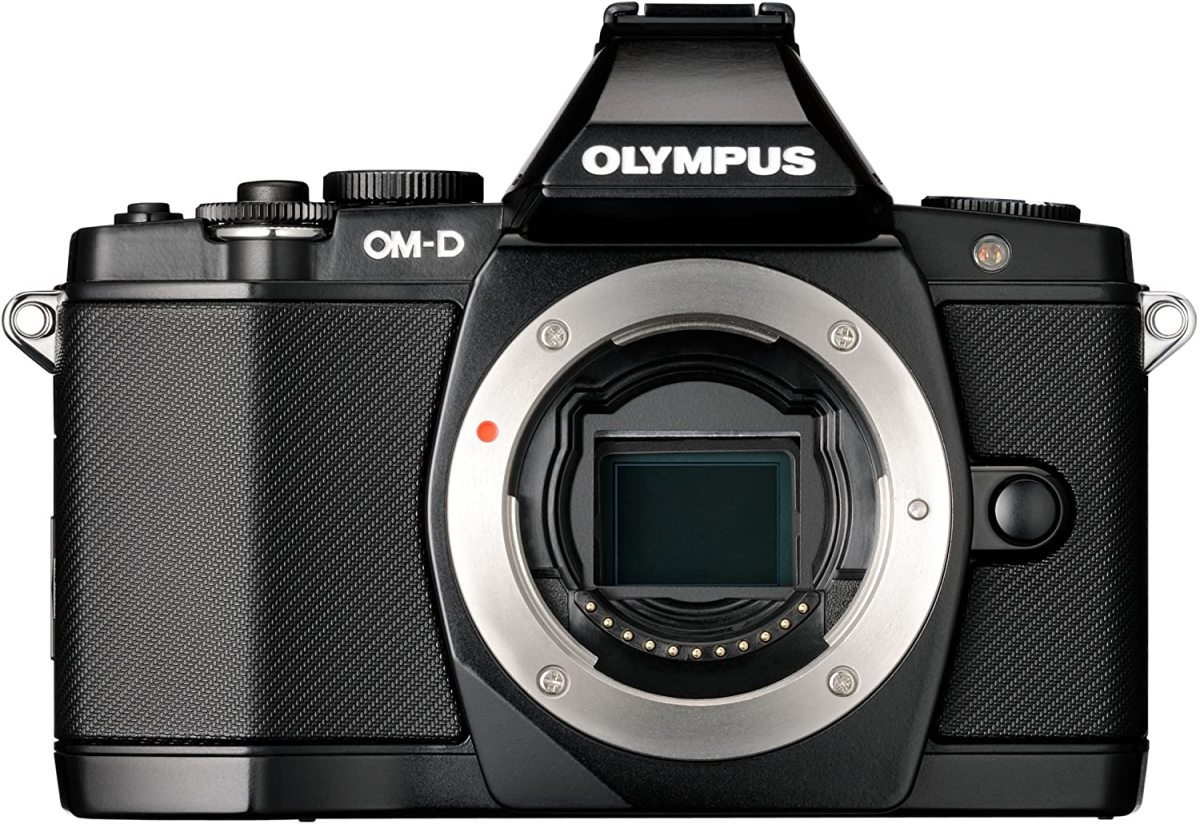 驚きの値段】 人気 カメラ ブラック ボディ E-M5 OM-D OLYMPUS 美品