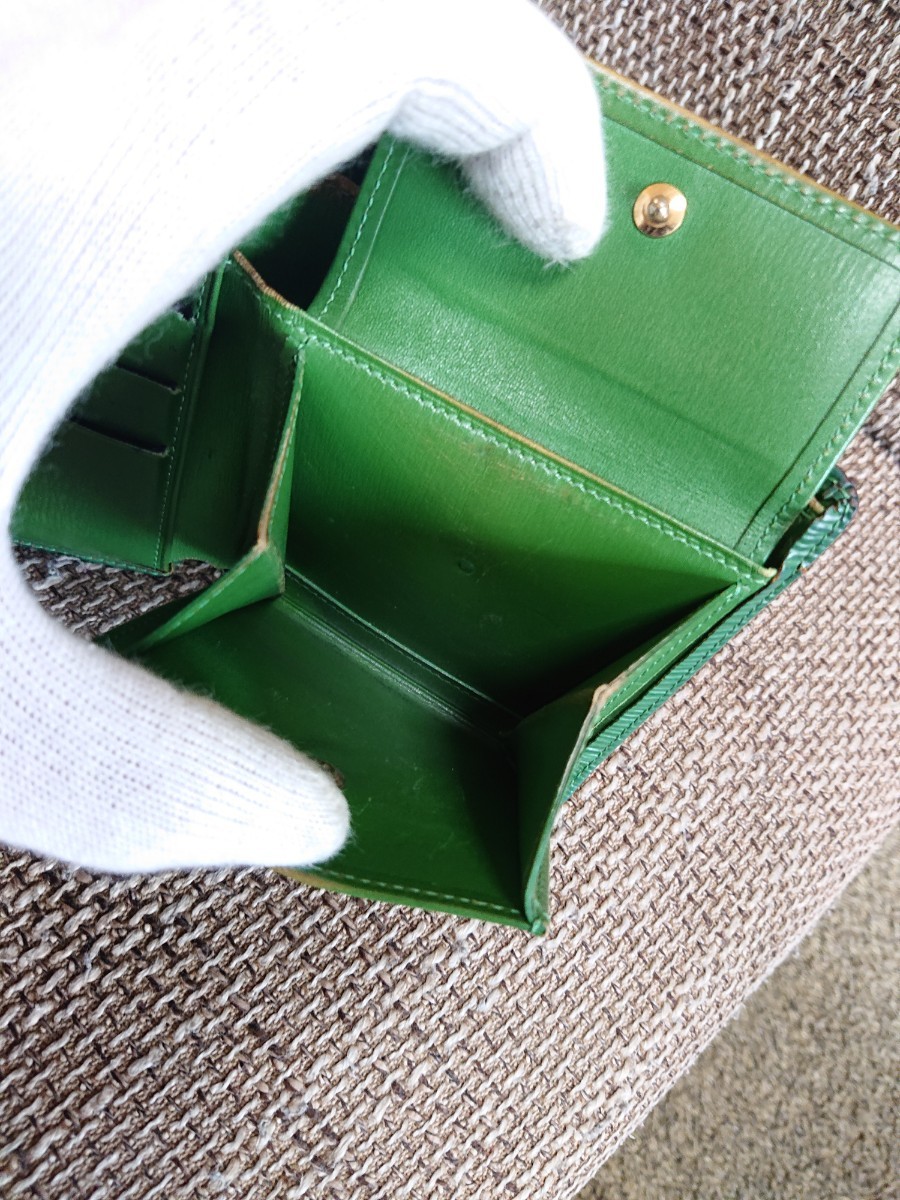 ルイヴィトン 二つ折り財布 エピ 緑 マルコ|Yahoo!フリマ(旧 ルイヴィトン 二つ折り財布 エピ 緑 マルコ|Yahoo!フリマ(旧
